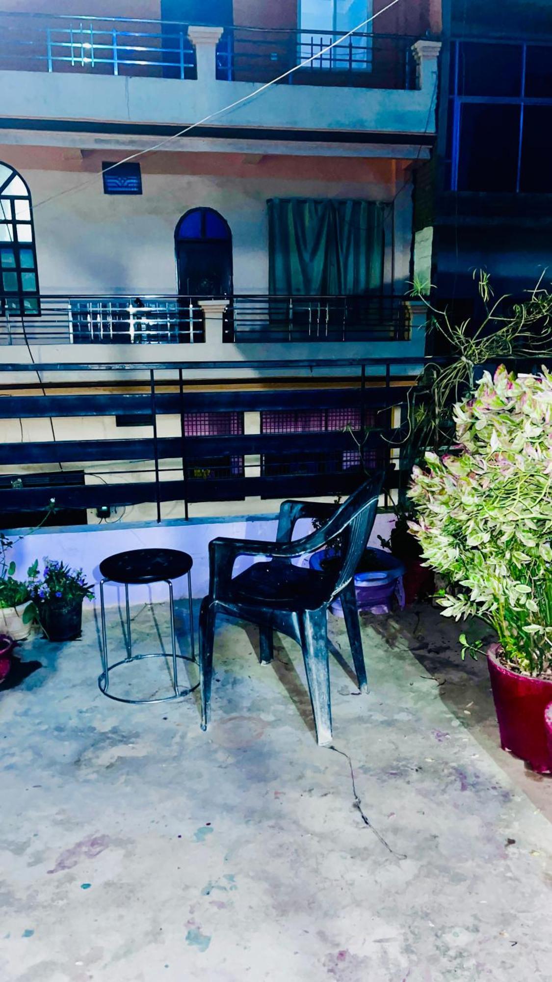 Chandan Homestay อัลลอฮาบาด ภายนอก รูปภาพ